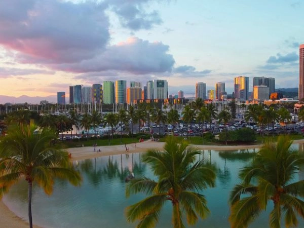 Hawaii paradiso tropicale tra spiagge, vulcani, natura e cultura polinesiana