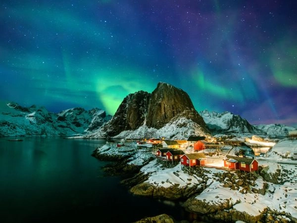 Norvegia, immergiti nella natura durante le tue giornate e vivi la cultura di sera