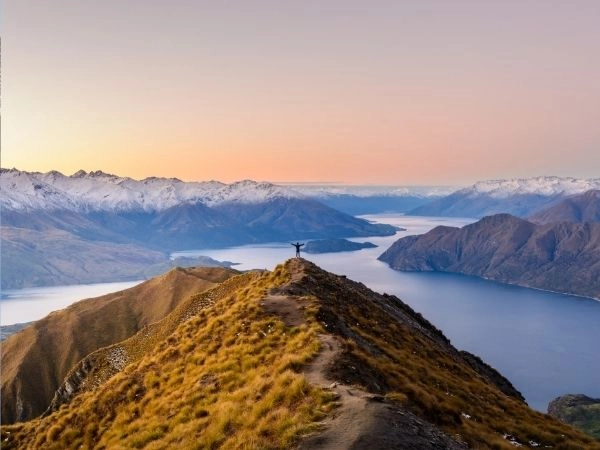 Viaggio in Nuova Zelanda tra natura, avventura e paesaggi spettacolari