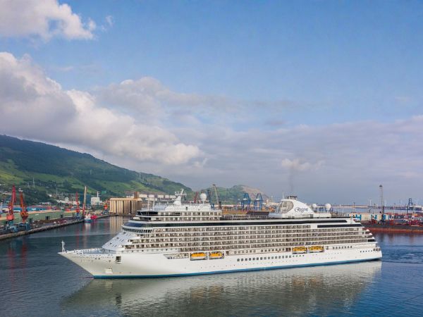 Seven Seas Explorer