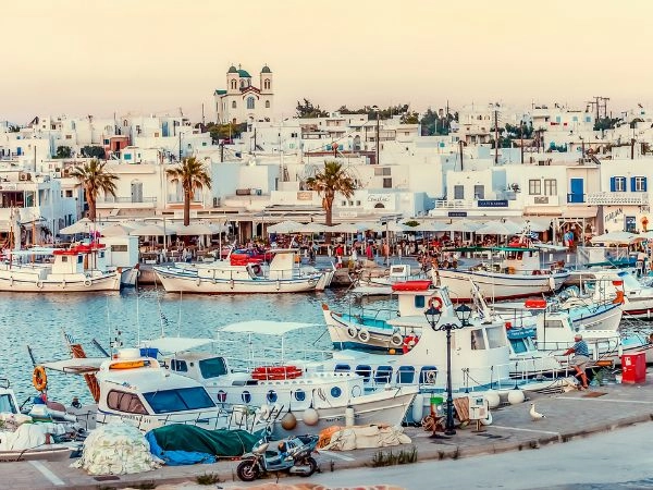 Perché scegliere di visitare l’isola di Paros