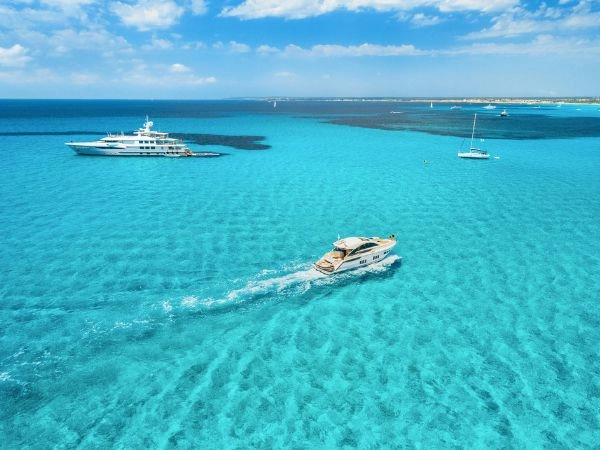 Noleggiare un'intera nave da crociera