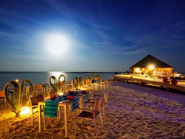 Scegliere tra una varietà di piatti tradizionali maldiviani