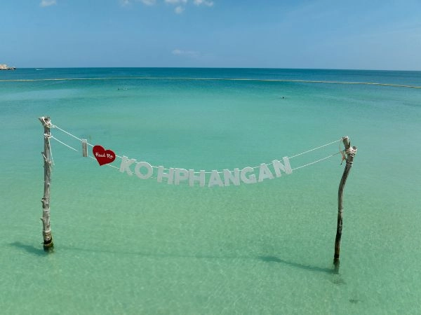 l'isola di Koh Phangan è la quinta più grande della Thailandia