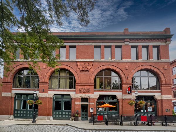 THE LOWELL HOTEL