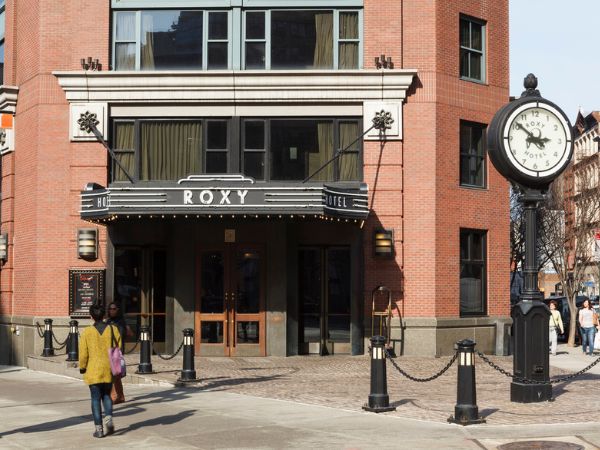 ROXY HOTEL