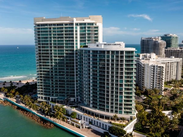 The Ritz-Carlton Bal Harbour se cerchi relax assoluto questo è l'hotel 5 stelle che fa per te