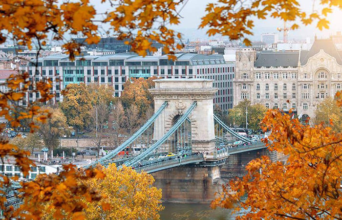 weekend romantico a Budapest ponti 2023