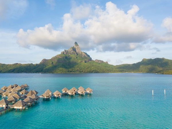 The St Regis Bora Bora Resort non teme confronti in fatto di comfort