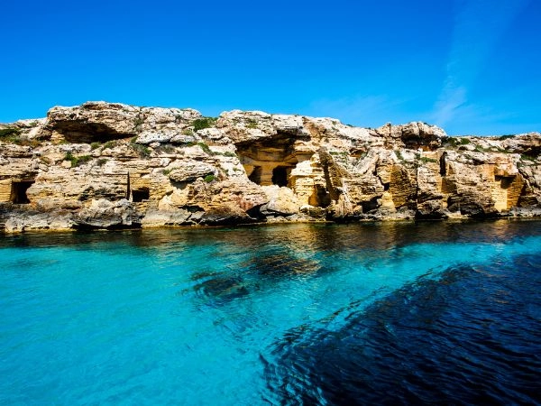 Esplorare le cave di Favignana