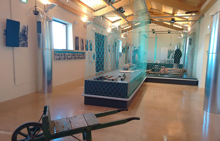 visita al Museo racchiuso nella Tonnara