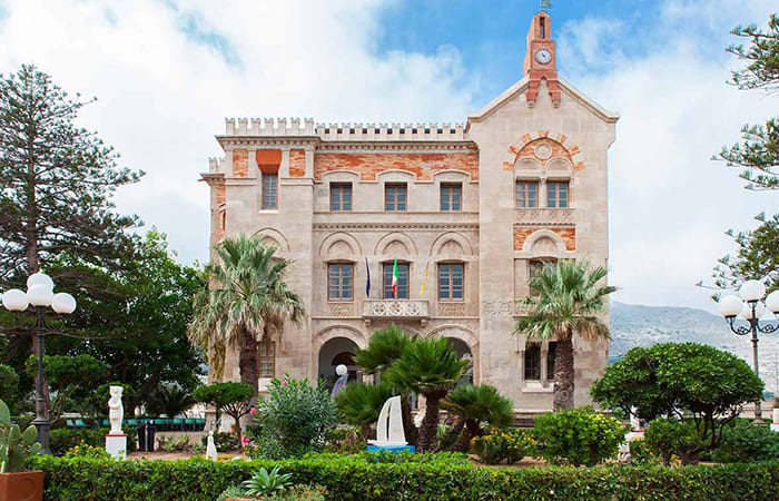 visita al Palazzo Florio a Favignana