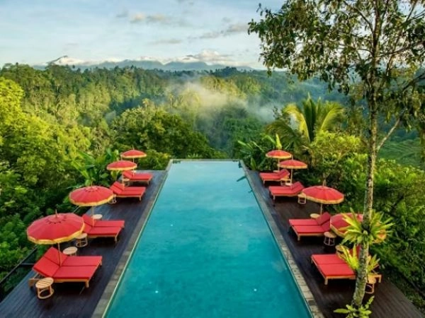 Soggiornare al resort Banyan Tree Buahan