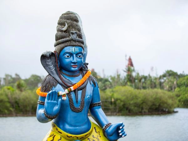 Vivere il Maha Shivaratri, il principale pellegrinaggio indù