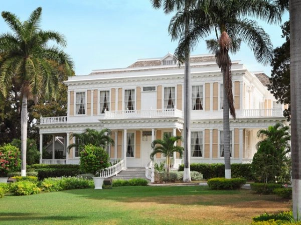 Visitare Devon House per approfondire la storia e la cultura giamaicana