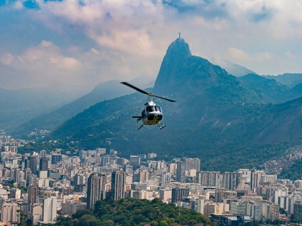 tour privato in elicottero è sicuramente il modo migliore per scoprire Rio de Janeiro