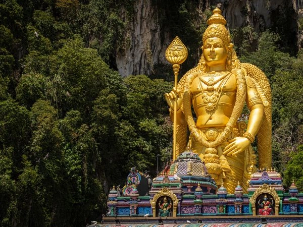 Visitare le Batu Caves